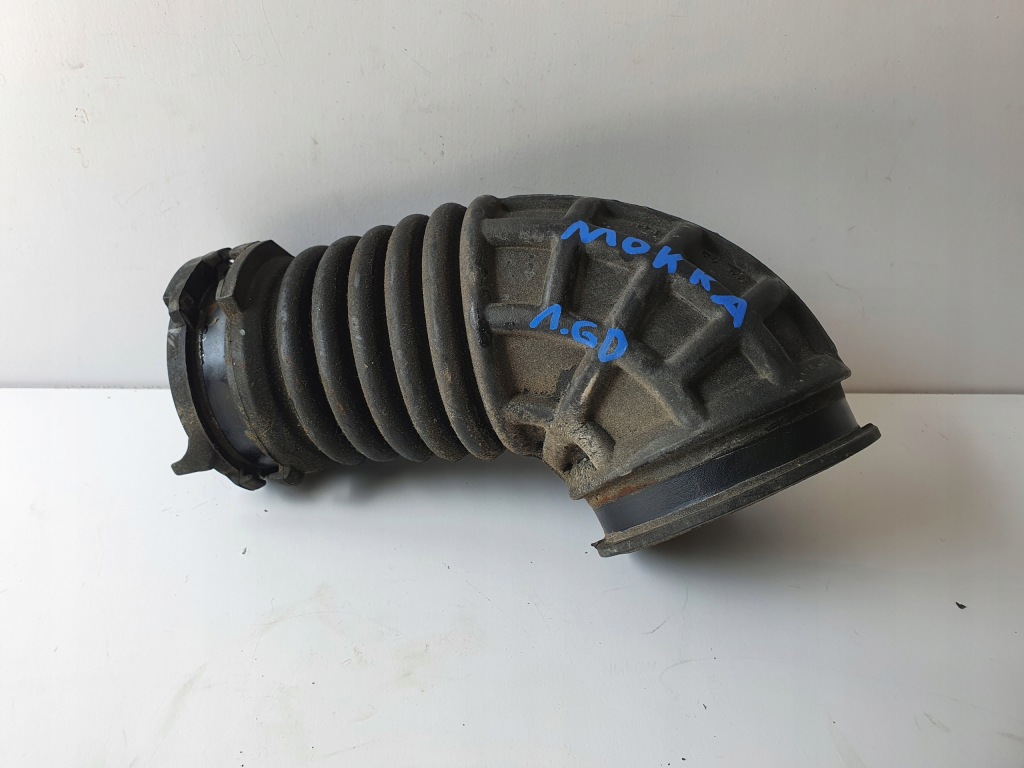 Купити Opel mokka x коліно труба шланг повітря 1.6 d