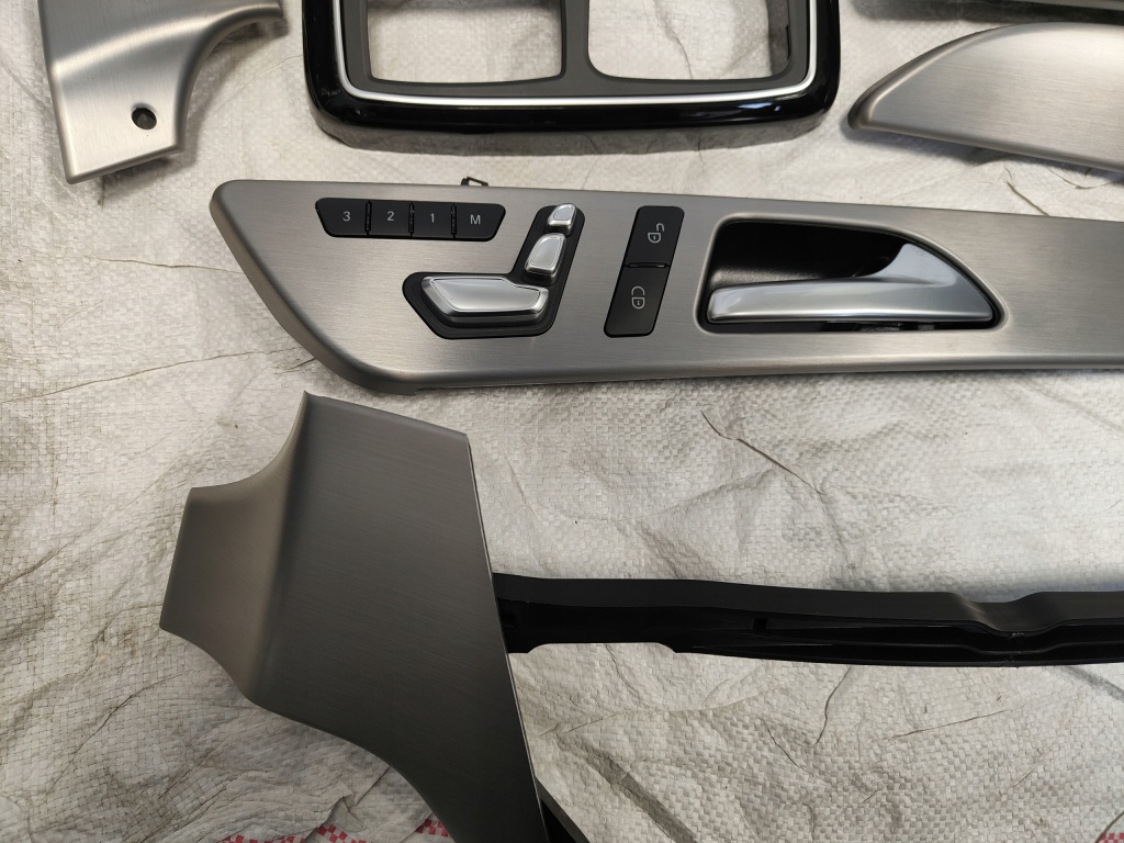 Mercedes w166 gle декори накладки декоративні підсвітка комплект в Україні