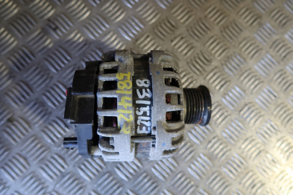 Купити Генератор renault 231008593r