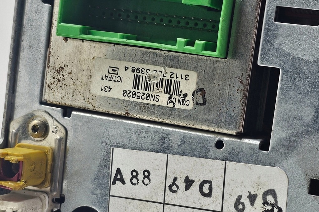 фото №13, Радио с навигация vw phaeton 3d_ 3d0035007 3.0l дизель 165kw 2007