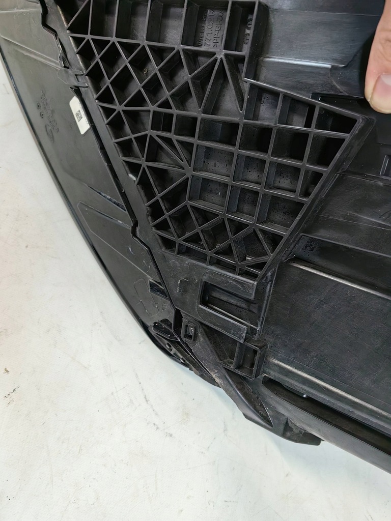 фото №8, Audi q7 4m - лампа ксенон права polecam