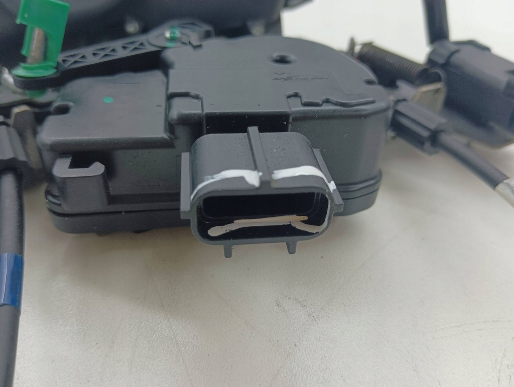 фото №6, Chrysler voyager 2006 замки