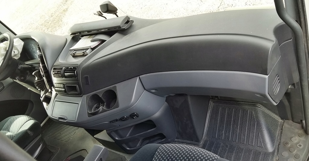 фото №1, Actros mp3 mp2 панель приладів приладова панель  панель приладів mega space 9436800506