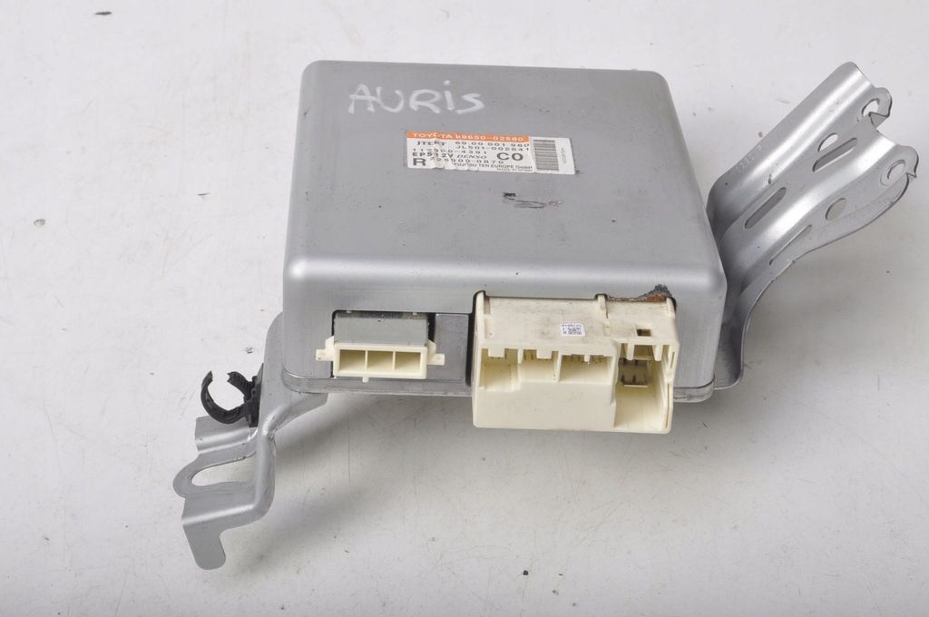 фото №1, Toyota auris i модуль блок управления 89650-02560