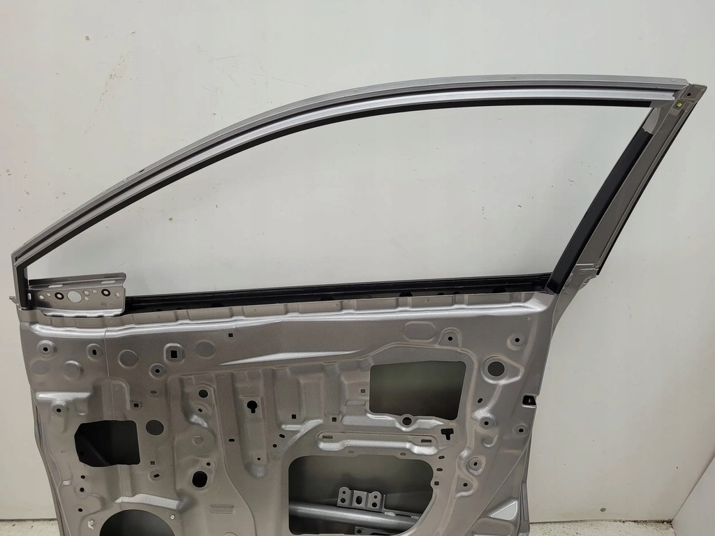 фото №11, Toyota c-hr 16+ двері перед передні праве fv