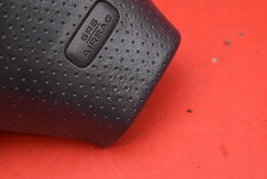 фото №14, Подушка безопасности подушка воздушная водителя 8414902 toyota yaris 1 i 99-03