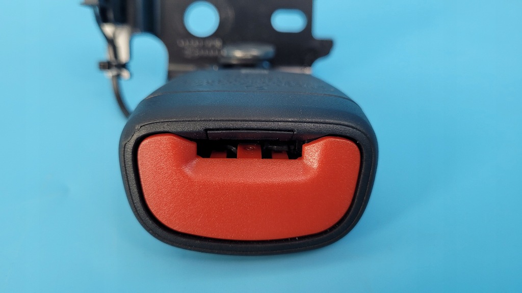 фото №7, Mercedes w206 клипса поперечина безопасности задняя a2068605700