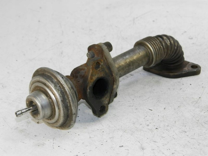 фото №8, Vw golf 3 mk3 клапан шланг egr 1,9tdi 028131521c