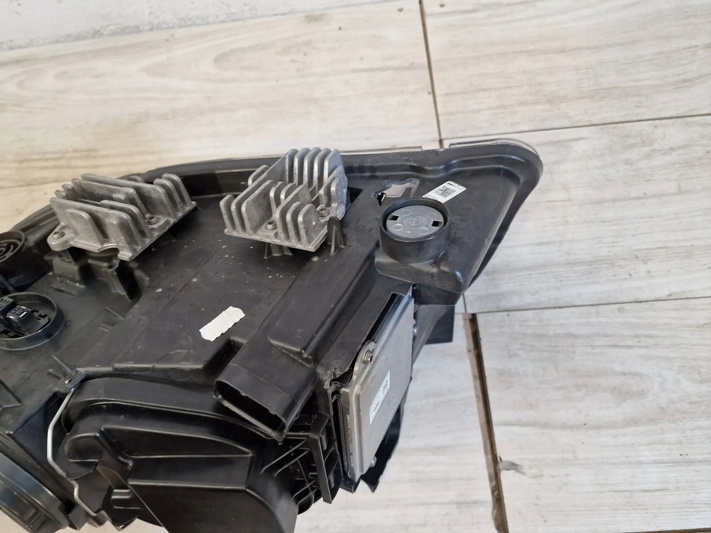 фото №10, Bmw x1 e84 lift lci 12-15 правая лампа перед ксенон 7290252