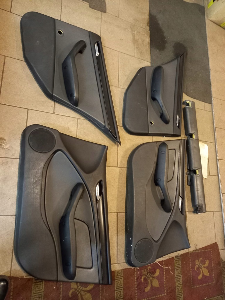 фото №10, Сиденья, заднее сиденье, обшивки bmw e46 kombi кожа