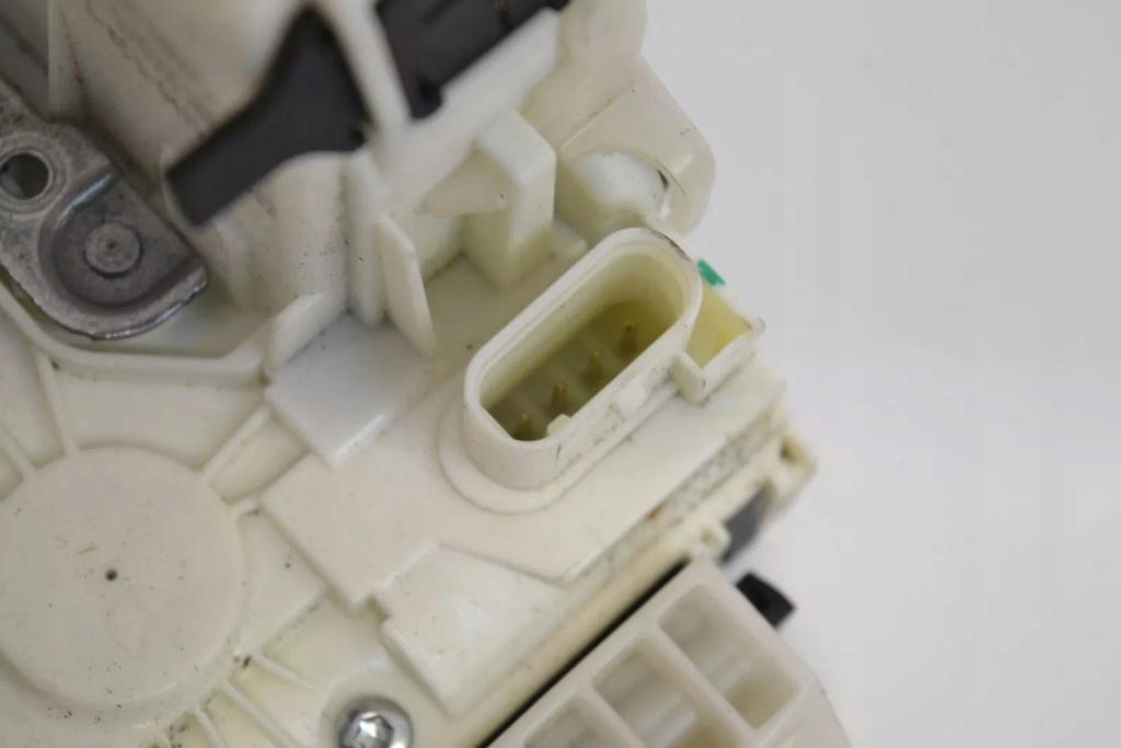 фото №2, Замок дверь левый задняя задний 52028385 jeep renegade