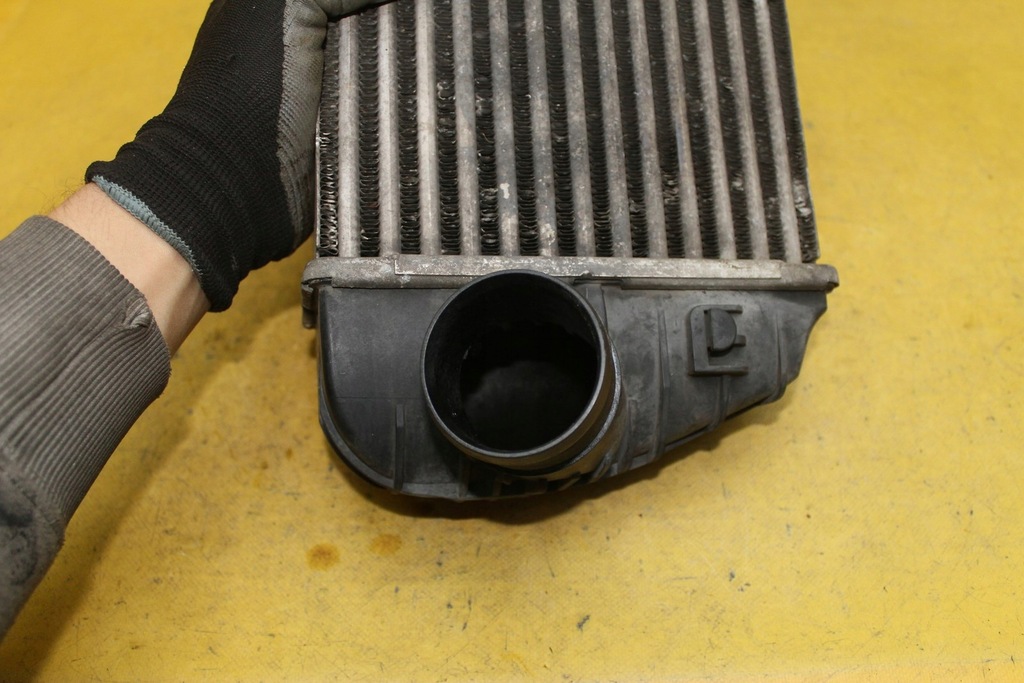 фото №5, Радіатор інтеркулер 4f0145805s a6 c6 2.0 tfsi