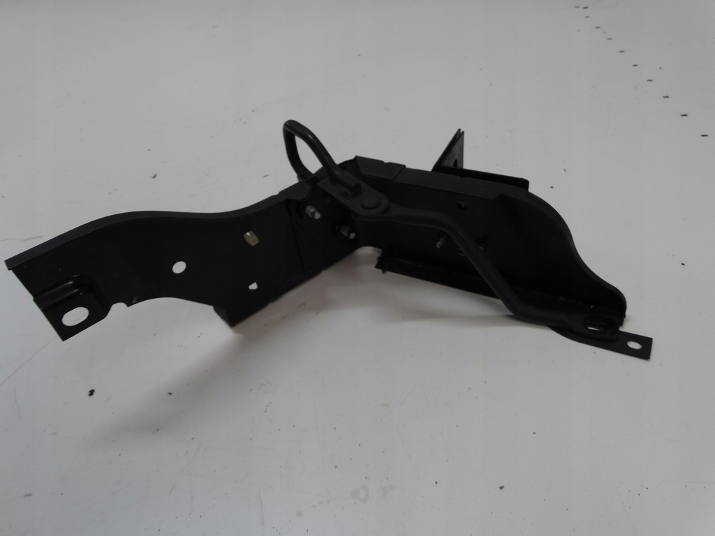 фото №5, Засувка шторка багажника bmw e83 x3 права