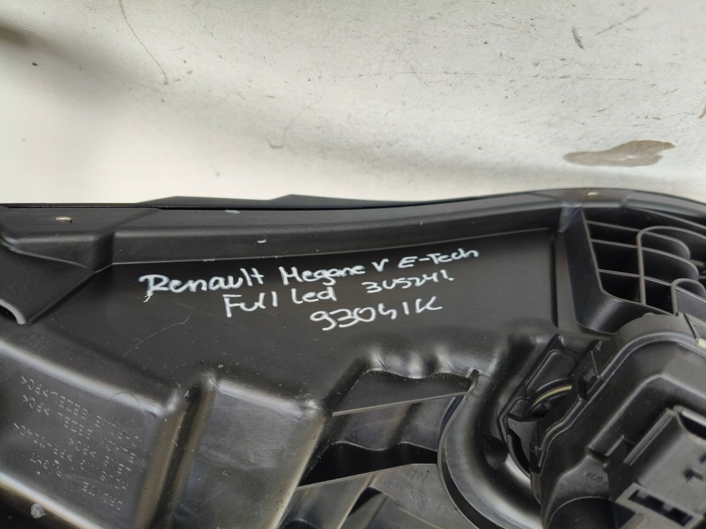 Лампа правая фара renault megane v e-tech full led Цена