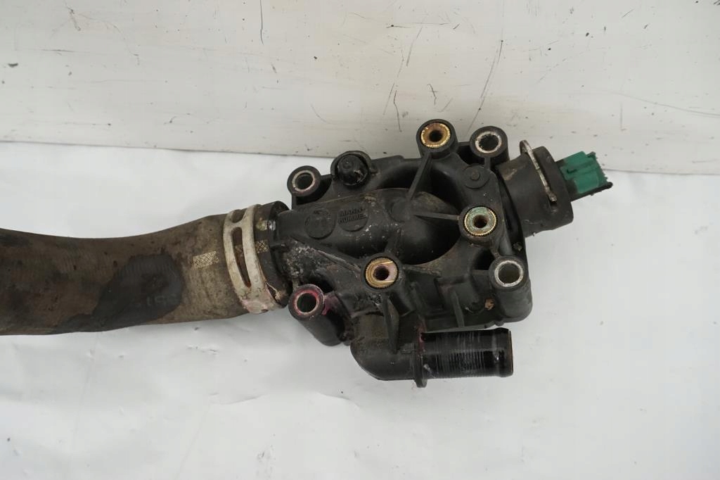 фото №1, Термостат корпус peugeot 1007. 1.6 16v