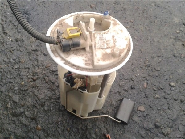 фото №1, Насос топлива fiat punto evo 1.2 b 0580200098