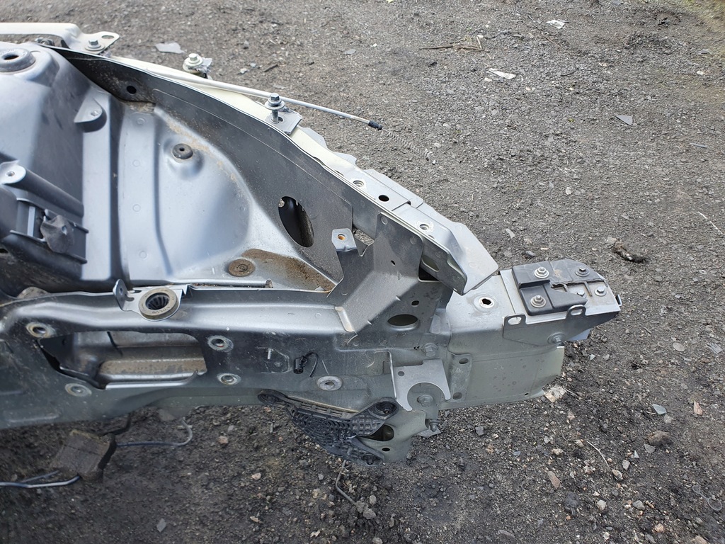 фото №8, Volvo v60 2018-2024 чверть ліва перед передня поріг лівий