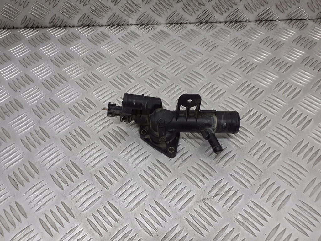 фото №4, Корпус термостата renault clio ii 1.5 dci