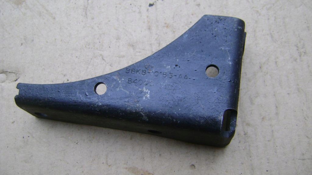 фото №2, Кронштейн кронштейн генератора ford ka fiesta