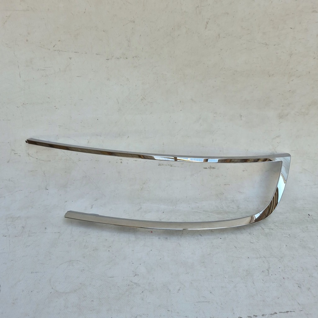 фото №1, Opel mokka b ii 2 20- хром молдинг лампи лівий перед