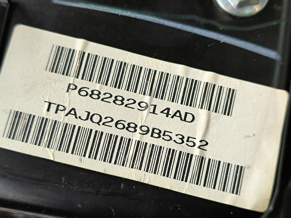 фото №13, Dodge charger 2019 панель приладів приладова