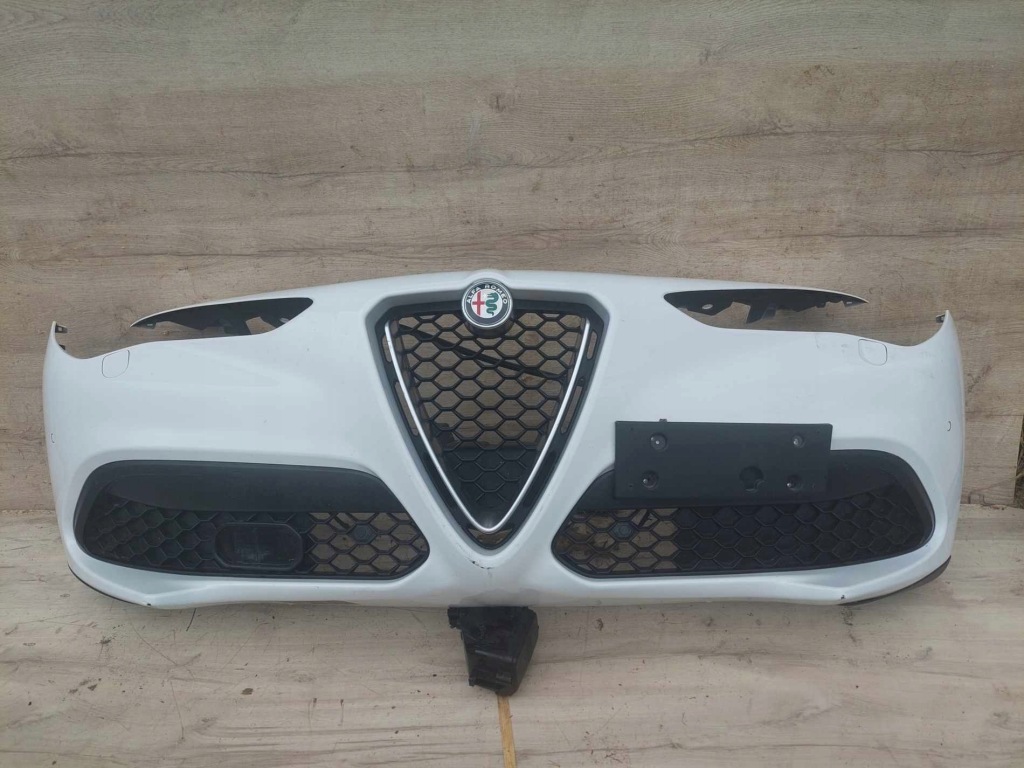 Купить Alfa romeo stelvio передний бампер kompletny перед 4xpdc