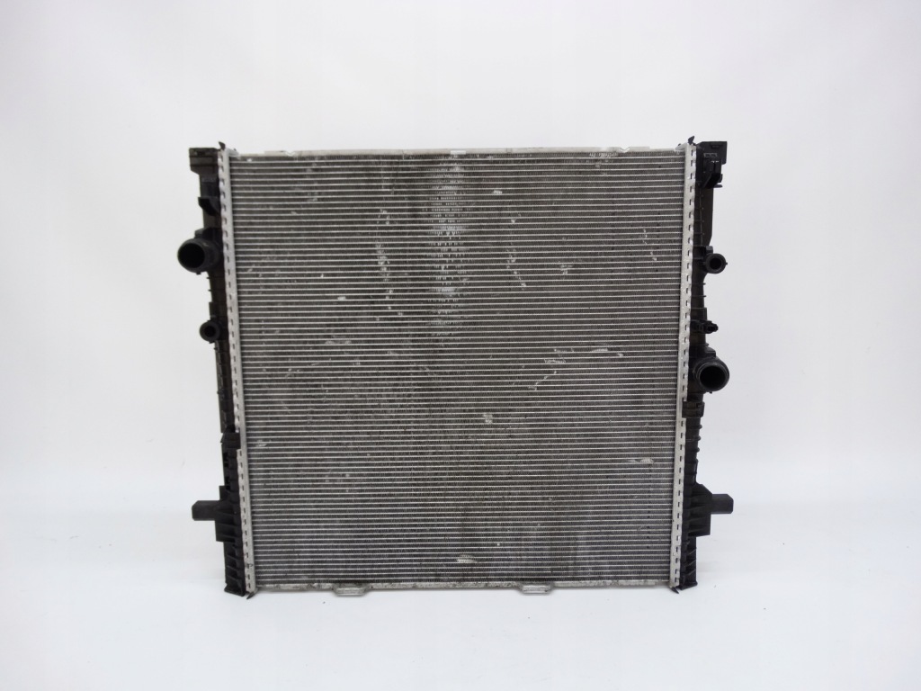 Bmw x5 g05 x6 g06 x7 g07 3.0 benz 40i 40ix радиатор воды 5a06fe3 Недорого