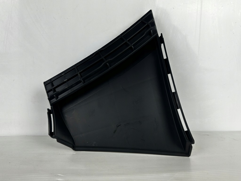 фото №1, Skoda scala воздуховод воздуха правый перед 2019-