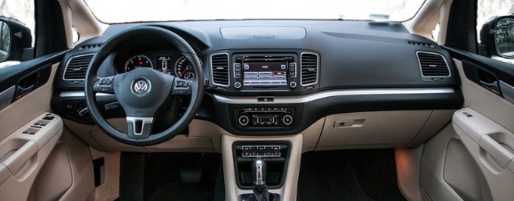 фото №1, Vw sharan ii 7n beż dół приборная панель подушка безопасности 2 ремни