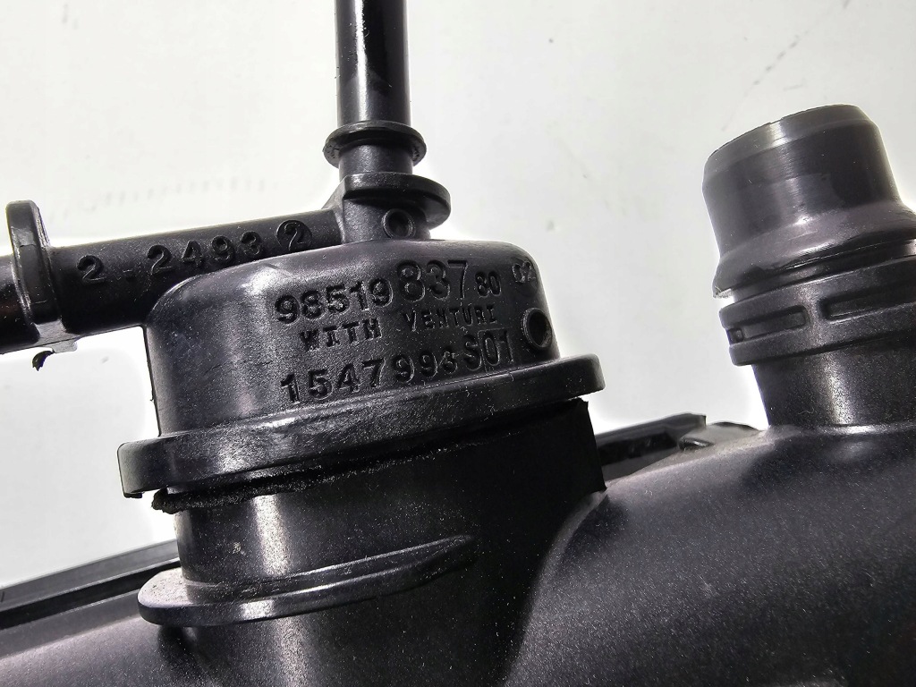 Peugeot 2008 ii шланг воздухозаборник воздуха 9851983780 Недорого