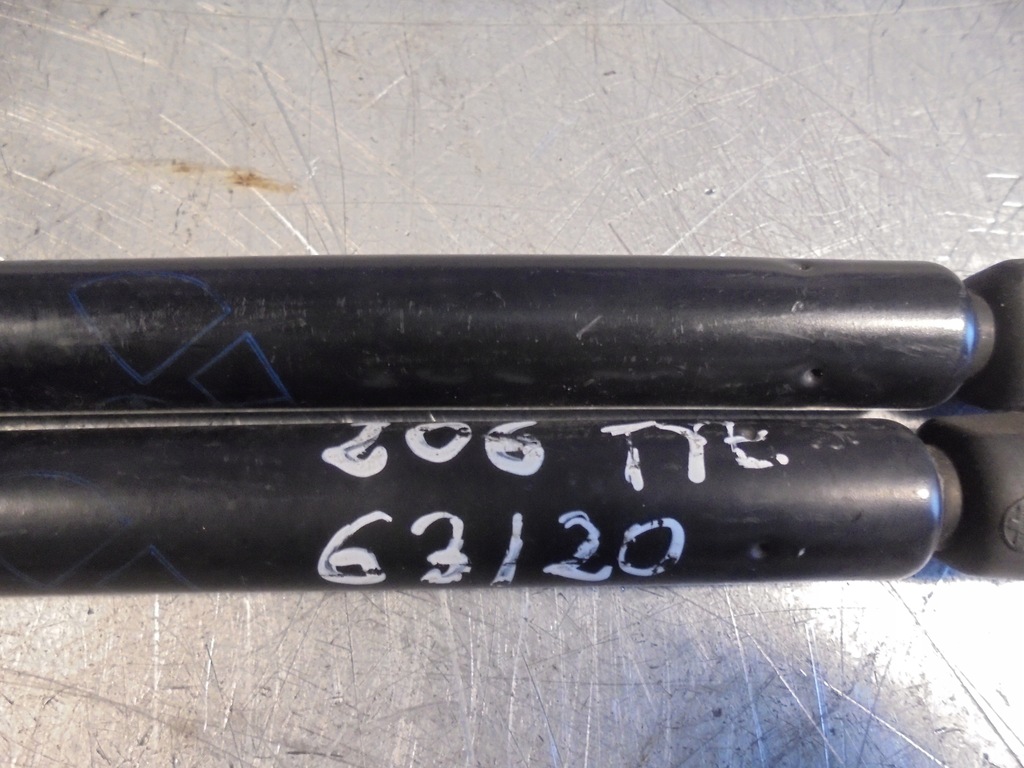 фото №7, Амортизаторы крышки задний peugeot 206 903413780512