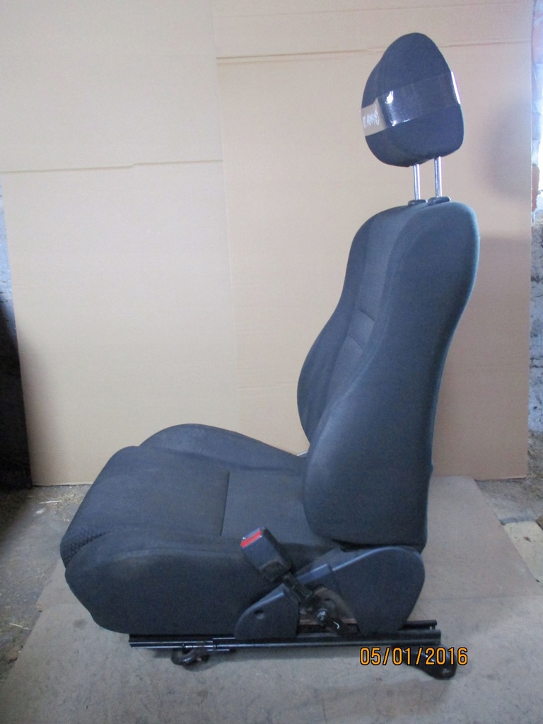 фото №8, Сиденье правый перед toyota avensis