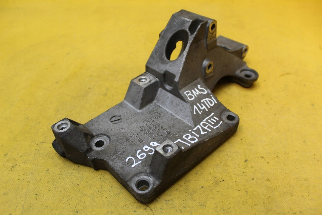 фото №1, Кронштейн генератора ibiza iii 1.4 tdi 038903143ag