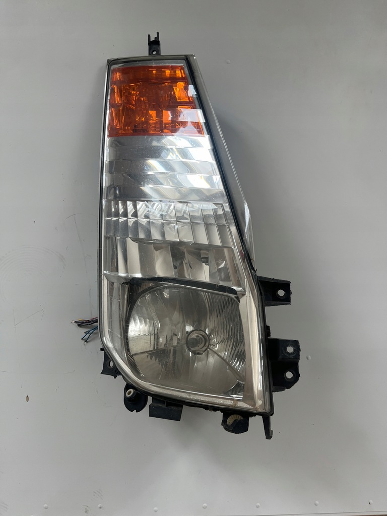 фото №1, Фара лампа правый cabstar maxity