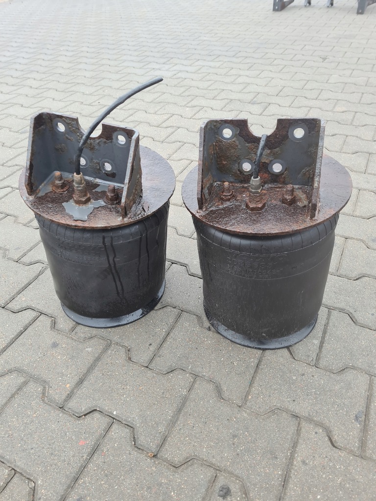 фото №1, Подушка підвіска задня оригінал volvo fl 6 00-06