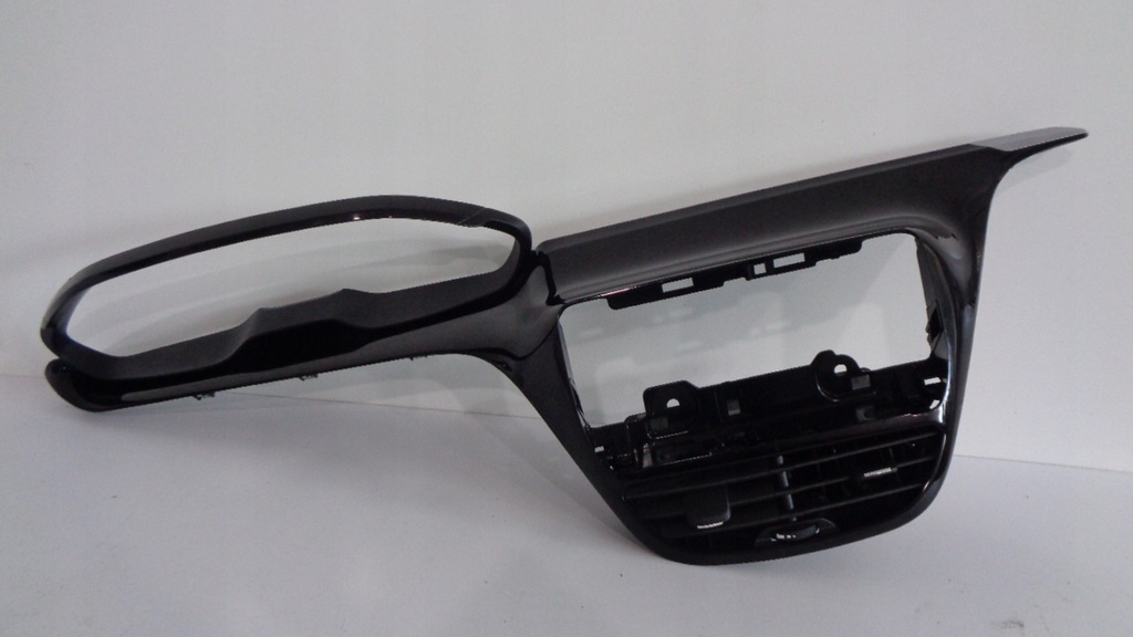 фото №1, Peugeot 2008 208 рамка спідометра dekor панелі радіо