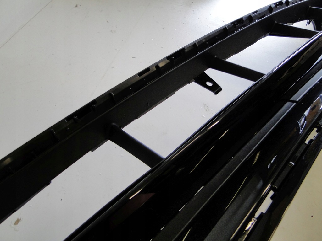 фото №11, Mercedes e 214 w214 amg бампер передний 197