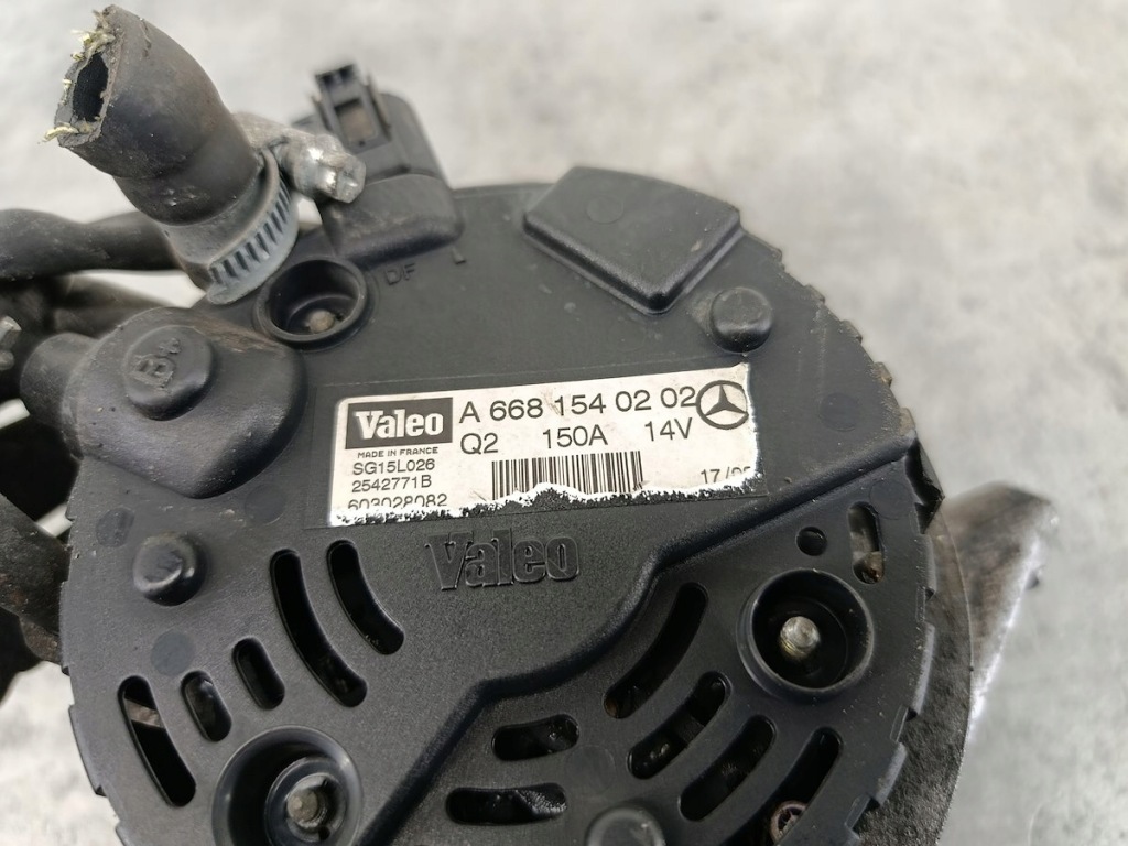 Генератор водяний mercedes klasa a w168 a6681540202 2542771b sg15l026 valeo Недорого