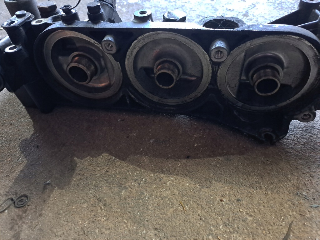 фото №2, Основание фильтров масла volvo fm fh 13 renault magnum dxi