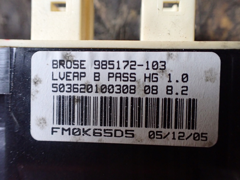 фото №6, Моторчик стекло перед citroen c5 985172-103 9335