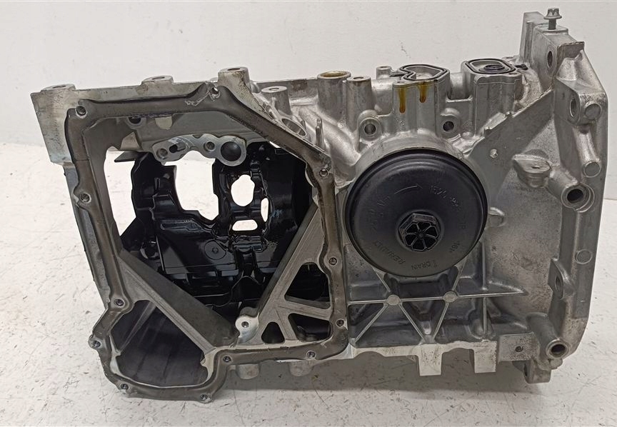 Поддон картер масла mercedes w177 w247 cla 118 1.3 cgi 282.814 a2821810200 с Разборки