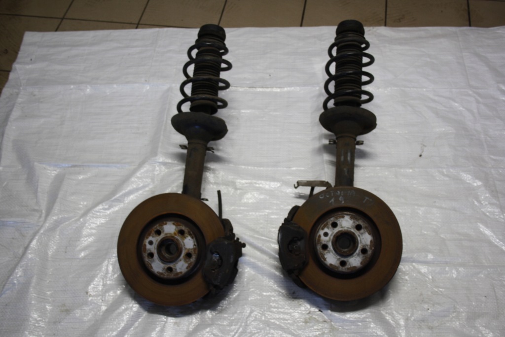 фото №1, Поворотный кулак правая левая audi a3 8l 1.9 tdi 1996-2003