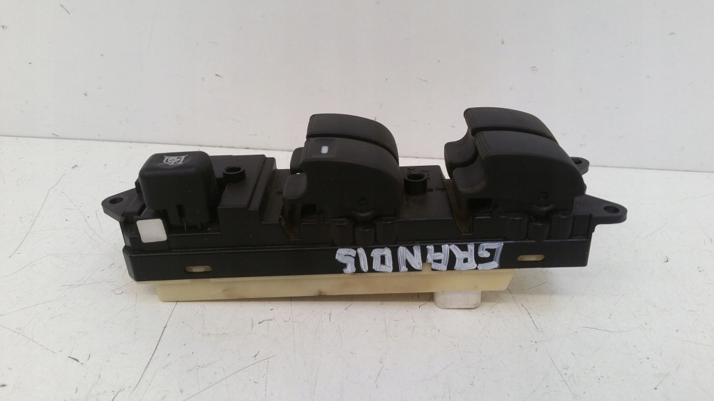 фото №1, Панель вікон mn141066 mitsubishi grandis