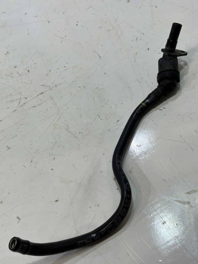 фото №1, Шланг вакуумa mercedes w204 1.8 cgi