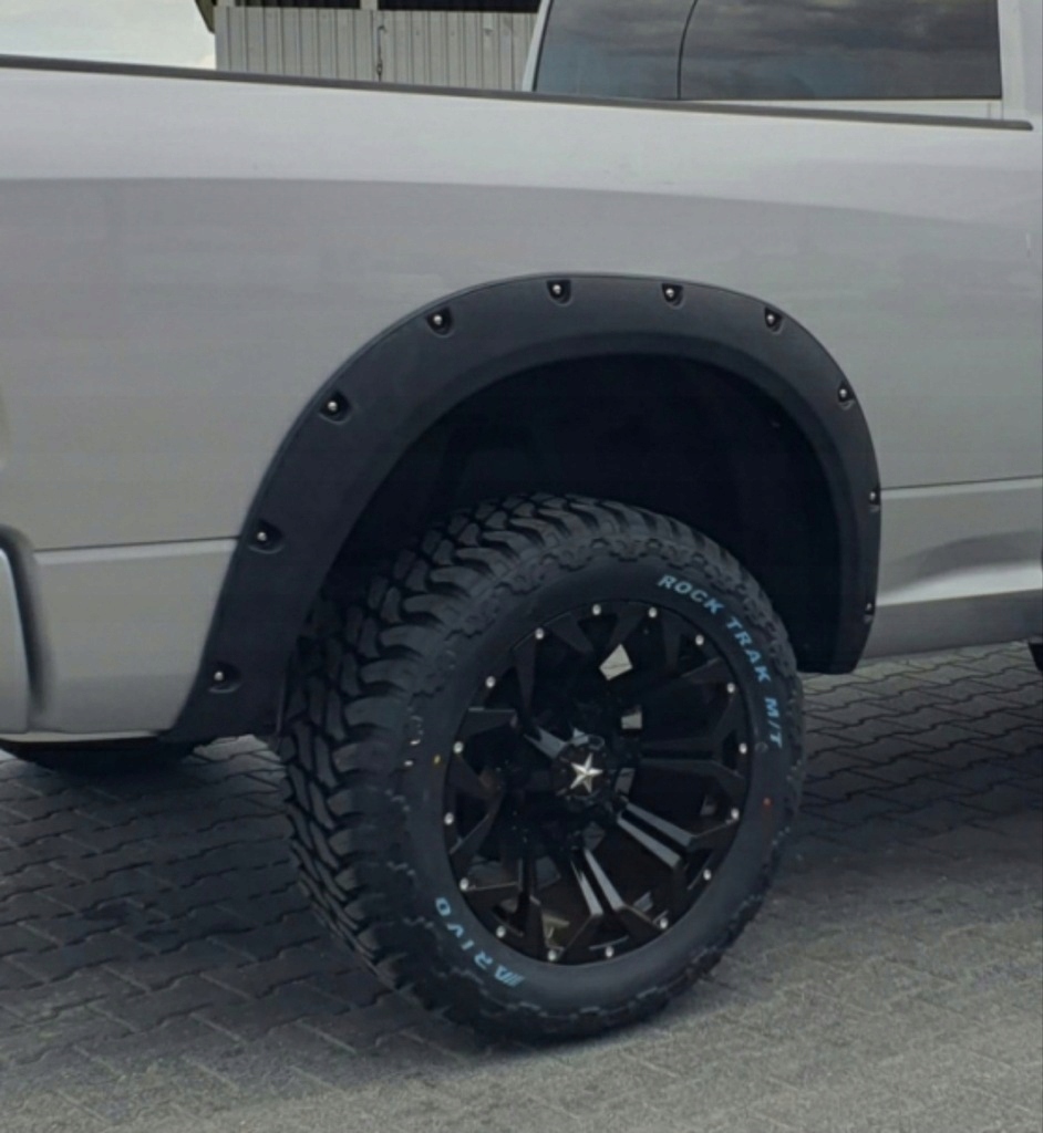 фото №7, Dodge ram 1500 2011- молдинг накладки розширювачі крила з otworam текстура