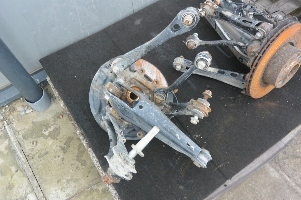 фото №8, Поворотний кулак kpl ліва права задня bmw x3 f25 x4 f26