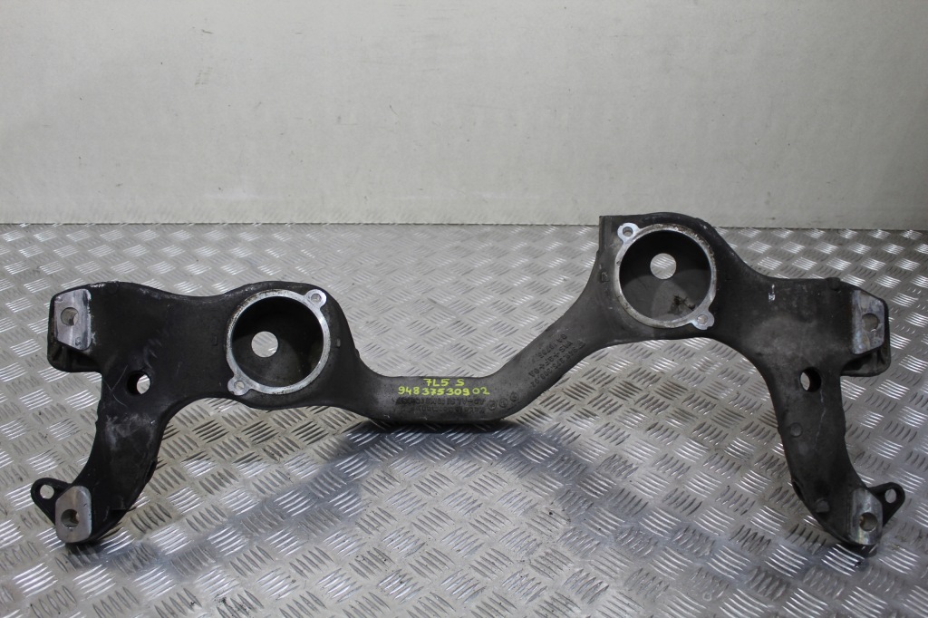 фото №1, Балка двигателя подрамник подрамник porsche cayenne s 7l5