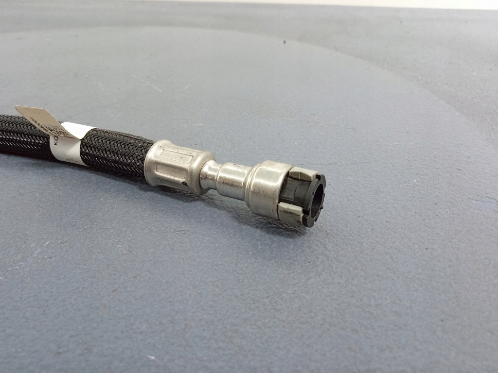 Bmw x3 g01 g02 g20 b48 b58 шланг пального 8678407 в Україні