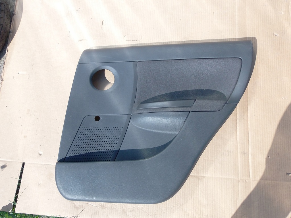 фото №1, Обшивка дверь правый задняя 96530784 citroen c3 i 2007- lift