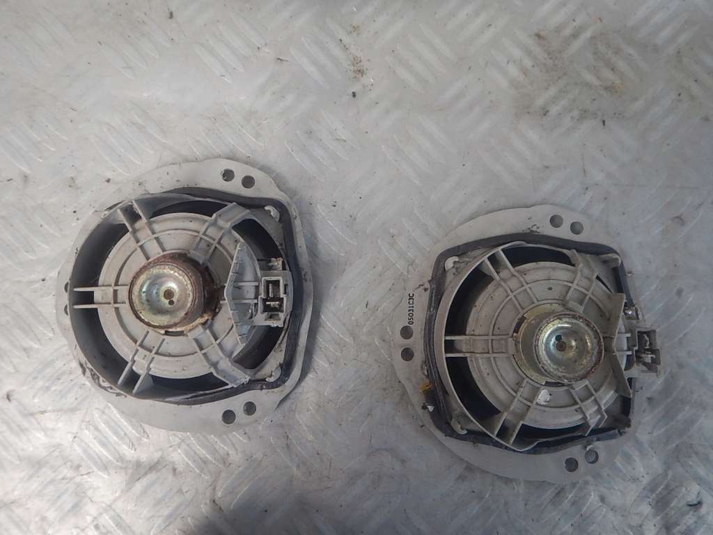 фото №2, Subaru forester ii 06- lift динамик дверь задняя